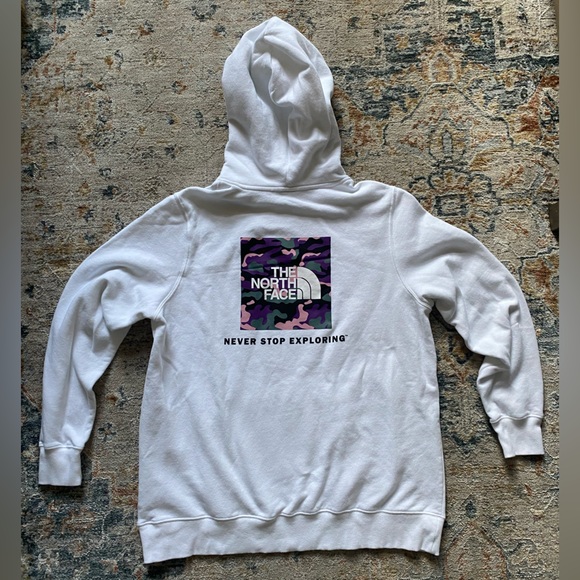 The North Face Tops - North Face sweatshirt hoodie geo nse women’s Sz XL